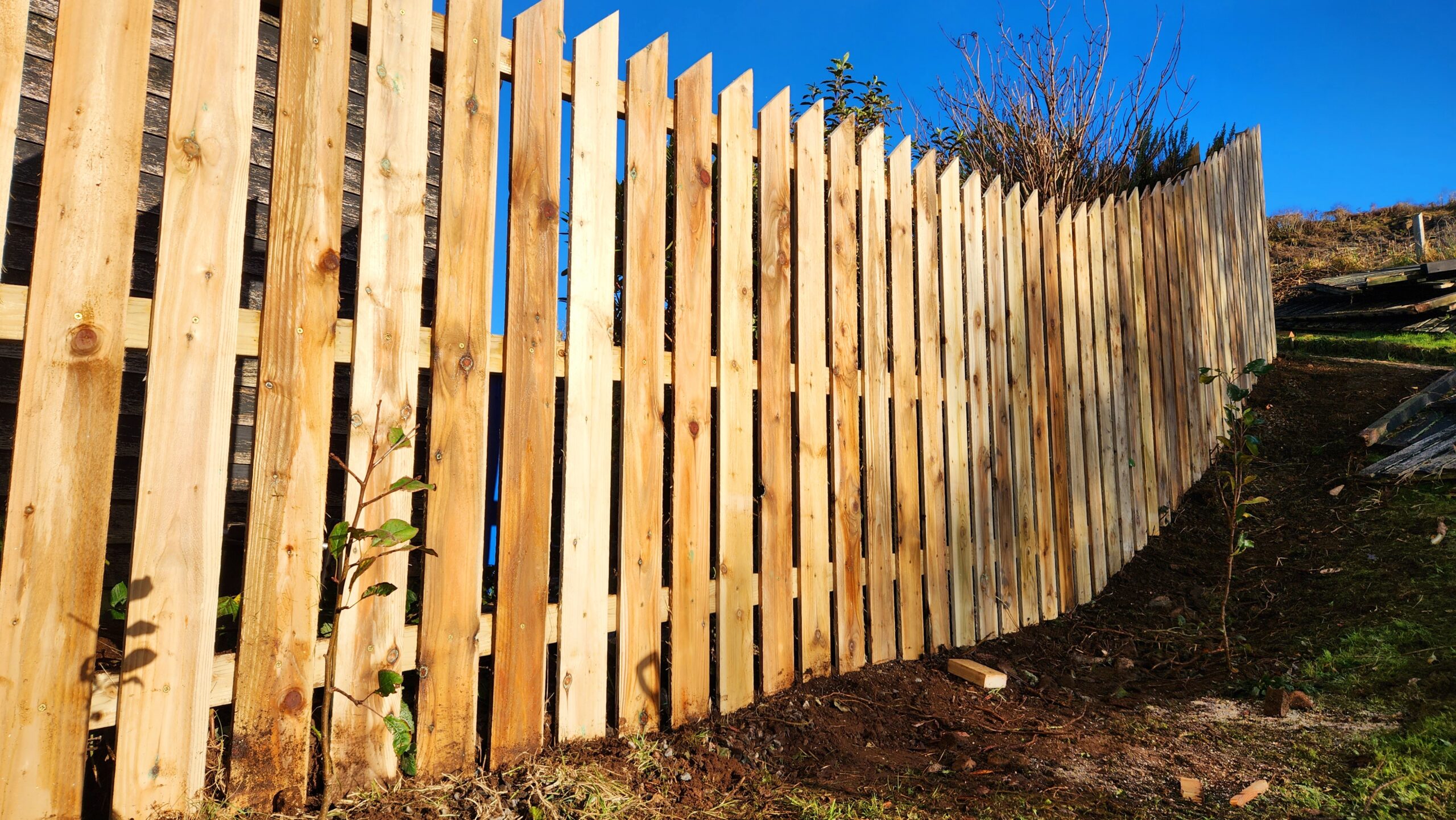 Isle of Skye Fencing Company. Highland Fencers. Scottish Highland Fencing. Isle of Skye Fencing Contractors. Isle of Skye Fencing. Skye Fencing. Skye Fencing Contractors